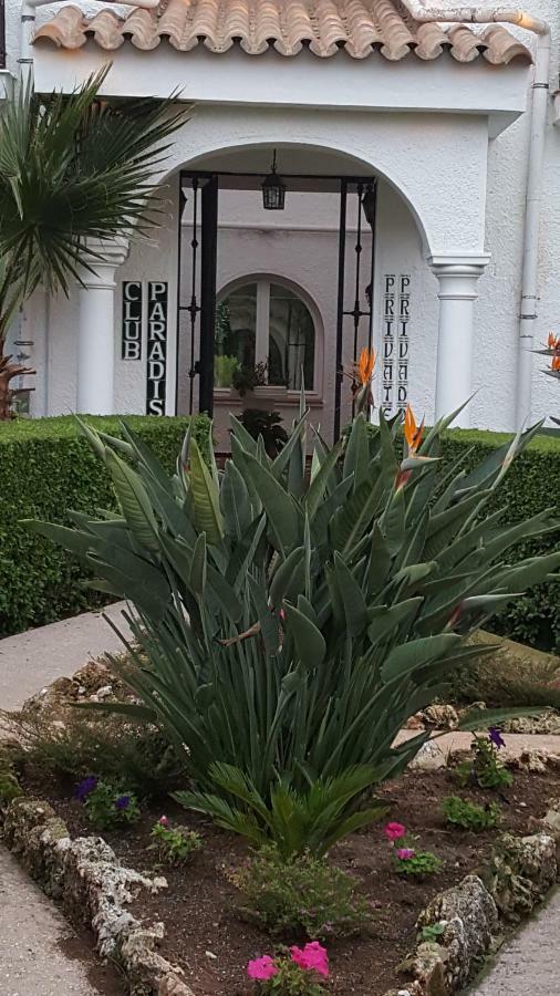 Estepona el paraiso Exterior foto